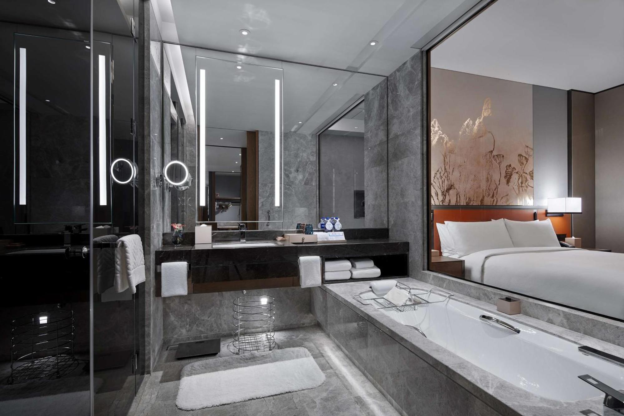 Hilton Guiyang Hotel Guiyang  Bagian luar foto