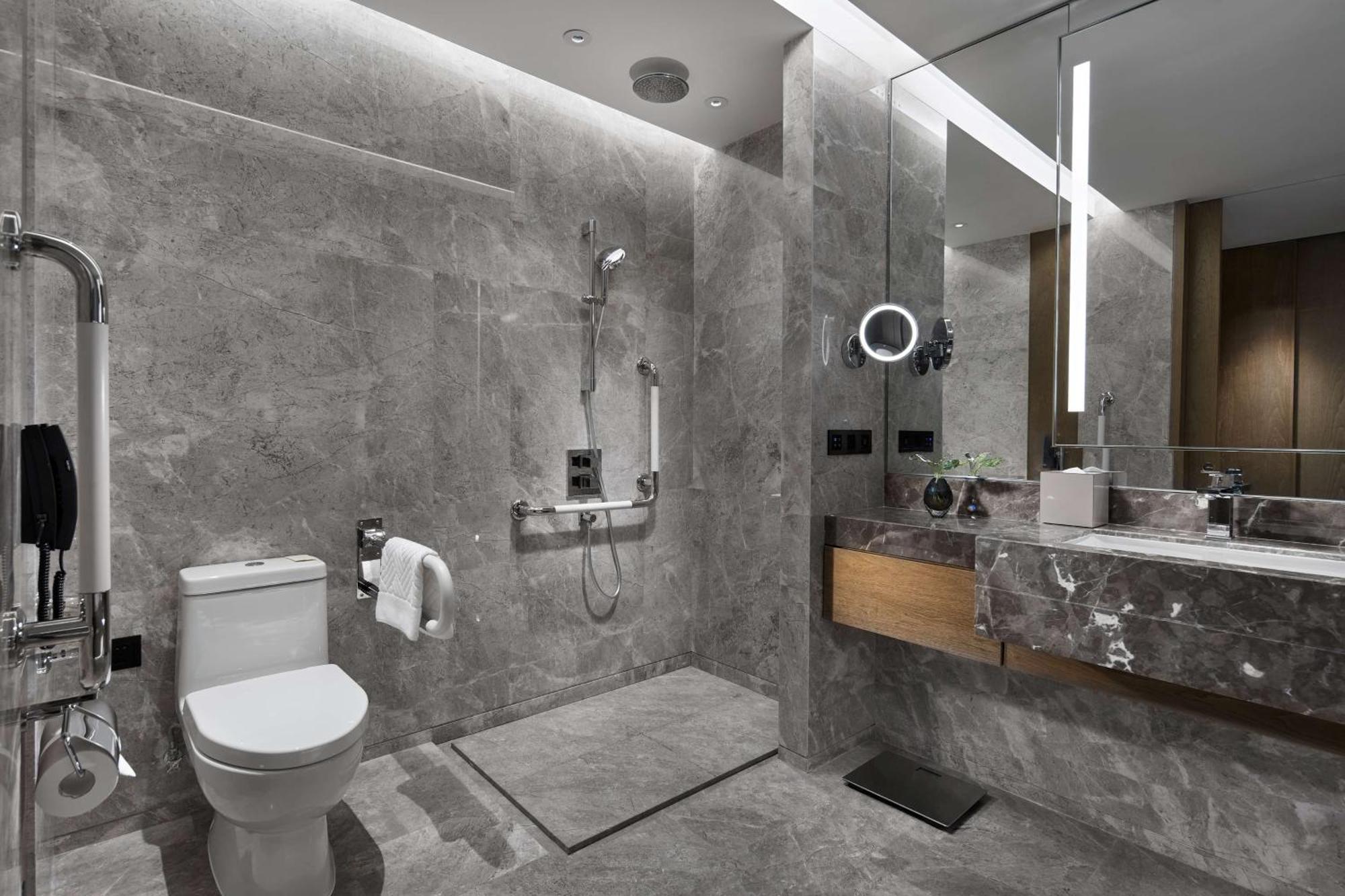 Hilton Guiyang Hotel Guiyang  Bagian luar foto